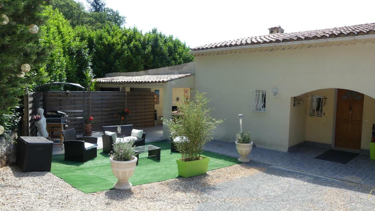 גראולייר Villa Regain Chambres Et Table D'Hotes מראה חיצוני תמונה