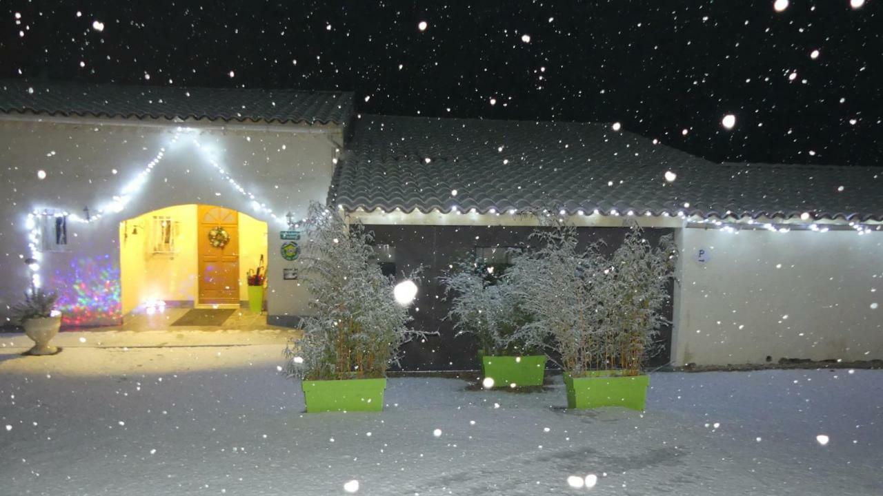 גראולייר Villa Regain Chambres Et Table D'Hotes מראה חיצוני תמונה